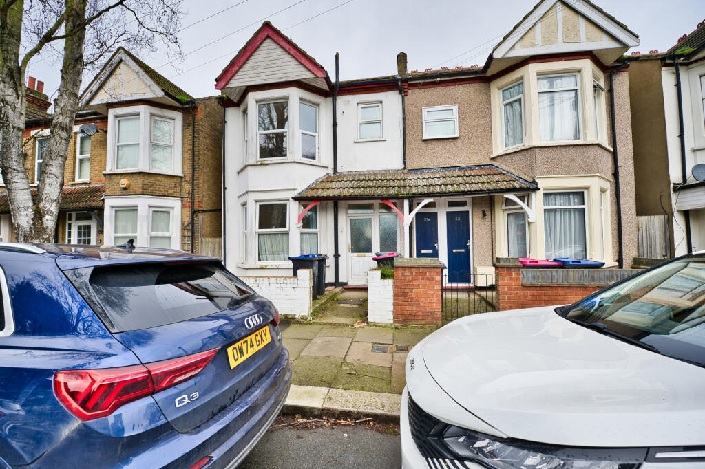 Main image of property: St. Marys Road, Prittlewell, Southend-On-Sea, Essex, SS2