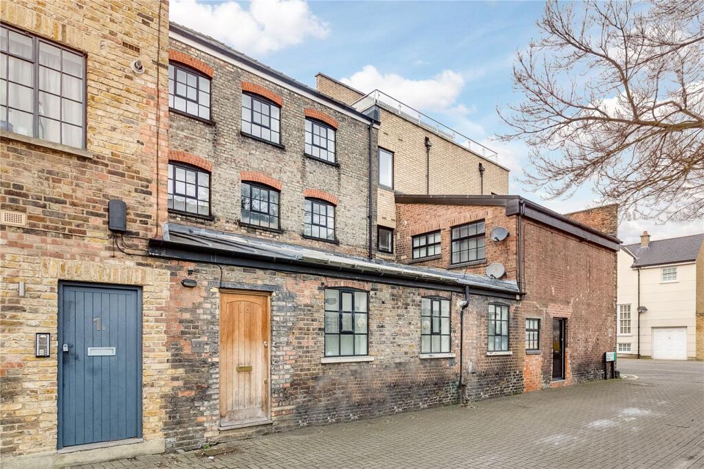 Main image of property: Orleston Mews, 
Lower Holloway, N7