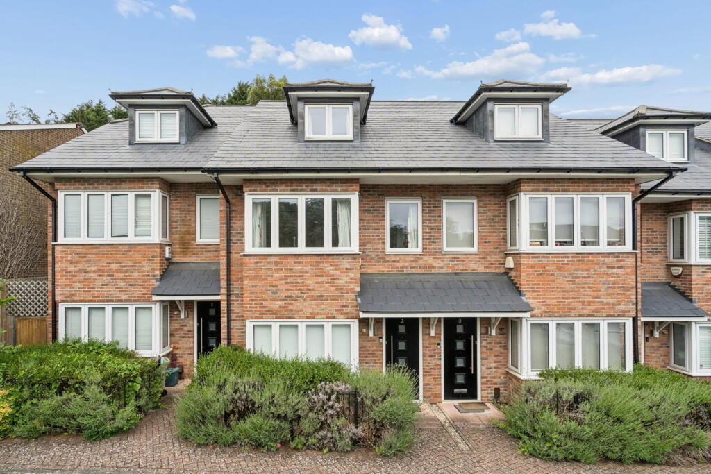Main image of property: Thirlmere Gardens, Northwood, HA6 2RU