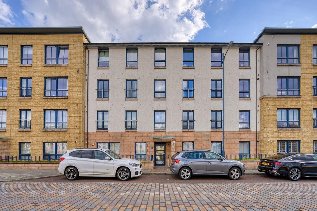 Main image of property: 3 Oatlands Square, Flat 0/1, Oatlands, Glasgow, G5 0HF