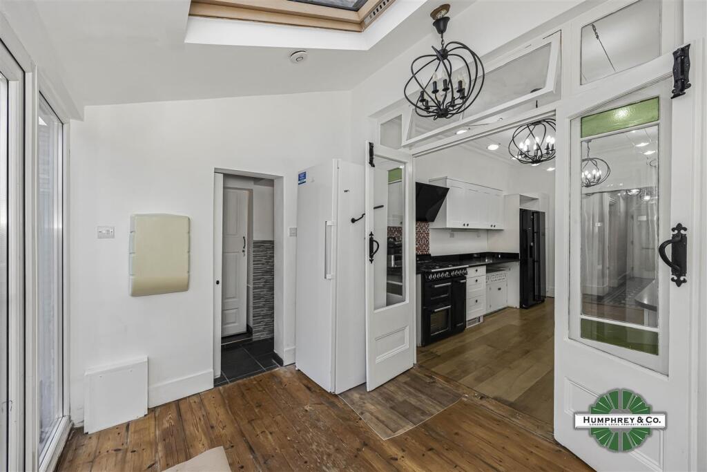 Main image of property: Essex Road, Leytonstone, E106HP