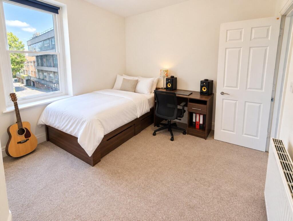 Apartment in Bristol, Tyndall's Park, City Centre - View 5