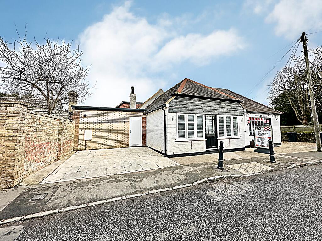 Main image of property: High Street Bedford MK45