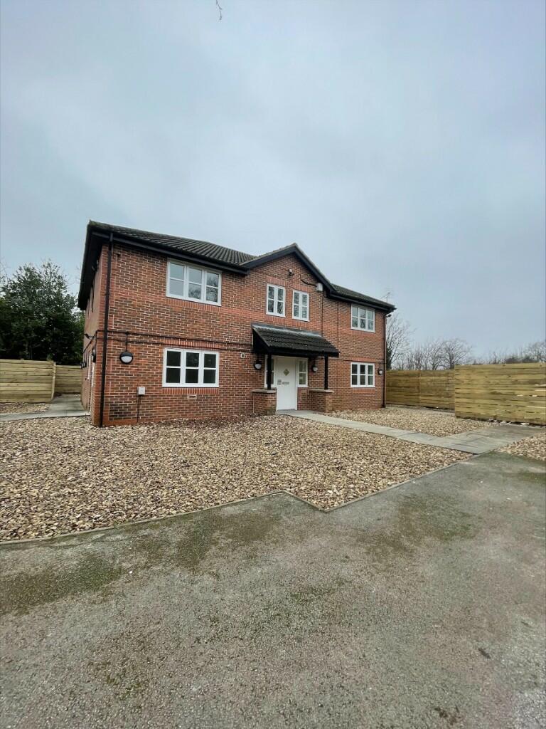 Main image of property: Chesterfield Road, S43