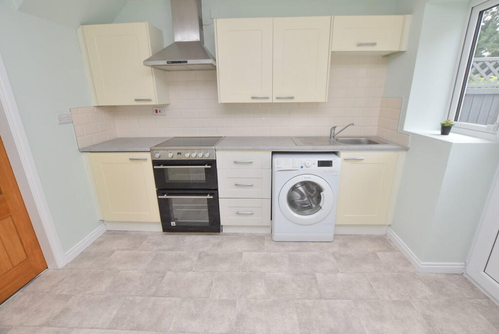 58 Stanley Lane, Eastham photo 4