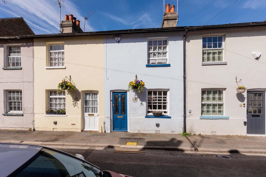 2-bed terraced on ETON, Tangier Lane, SL4, £490,000
