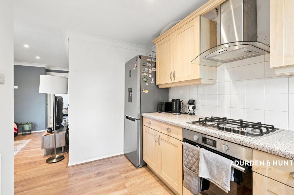 Apartment in London - View 4