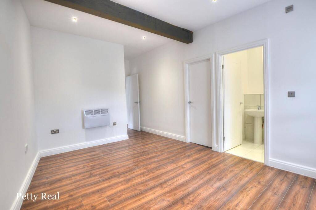 Additional image 19 of Canalside Loft, Burnley