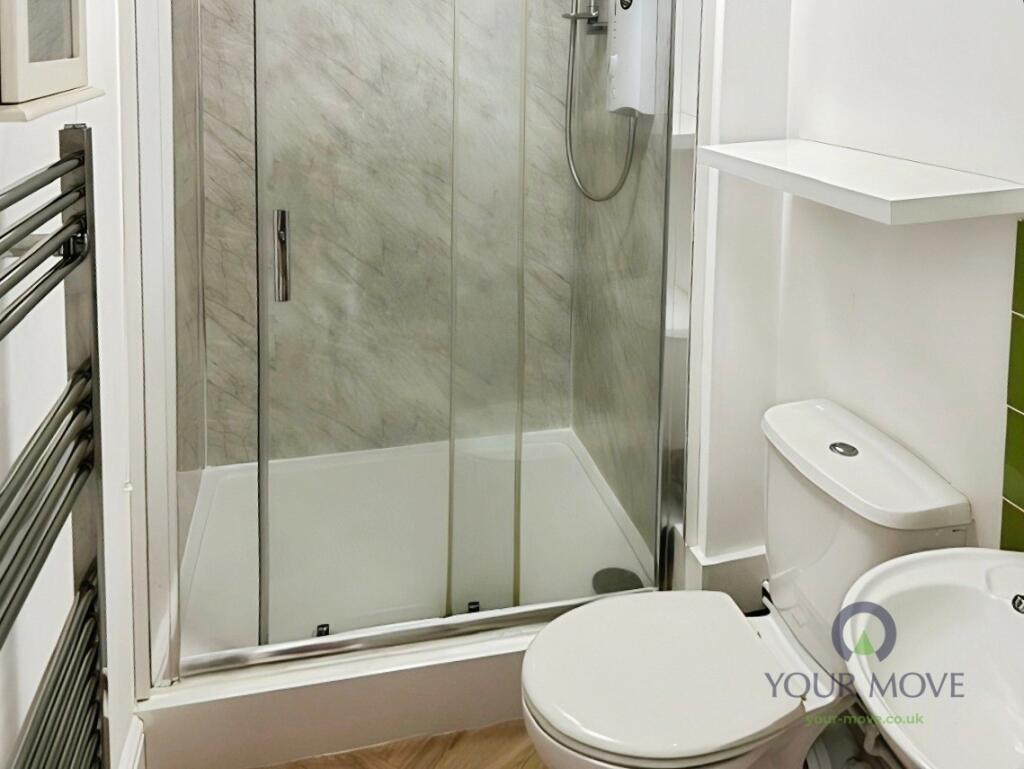 Apartment in North West Leicestershire, Leicestershire - View 5