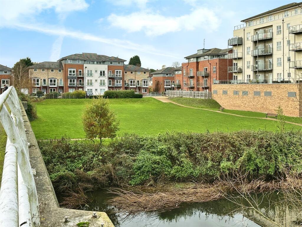 Main image of property: Trent Place, Warwick