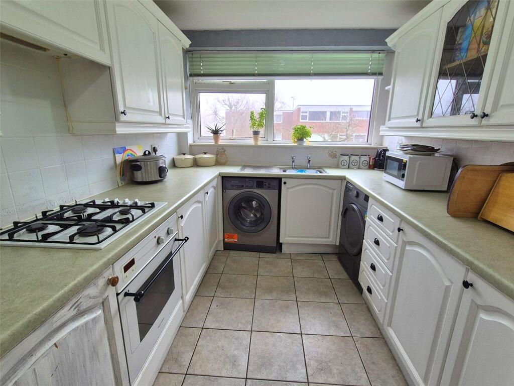 Garrick Close, EASTERN GREEN, Coventry, CV5 photo 2