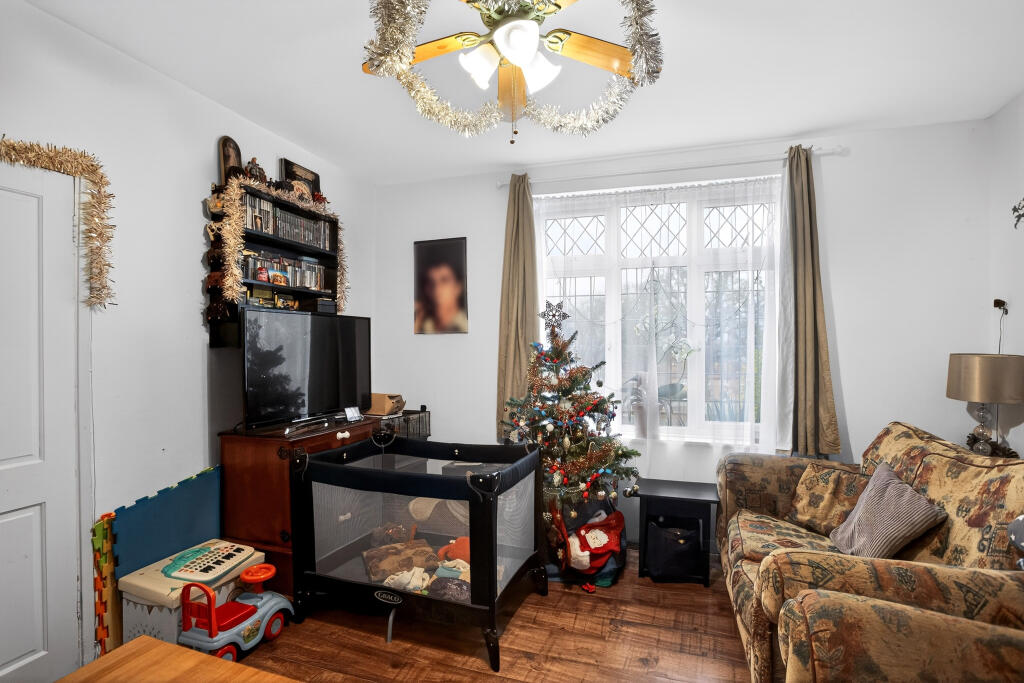 Downham Way, Bromley, BR1 photo 4