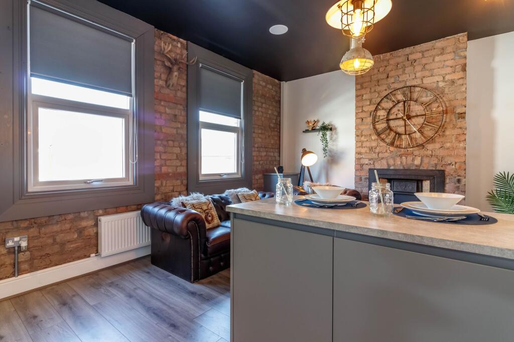 1 bedroom house share for rent