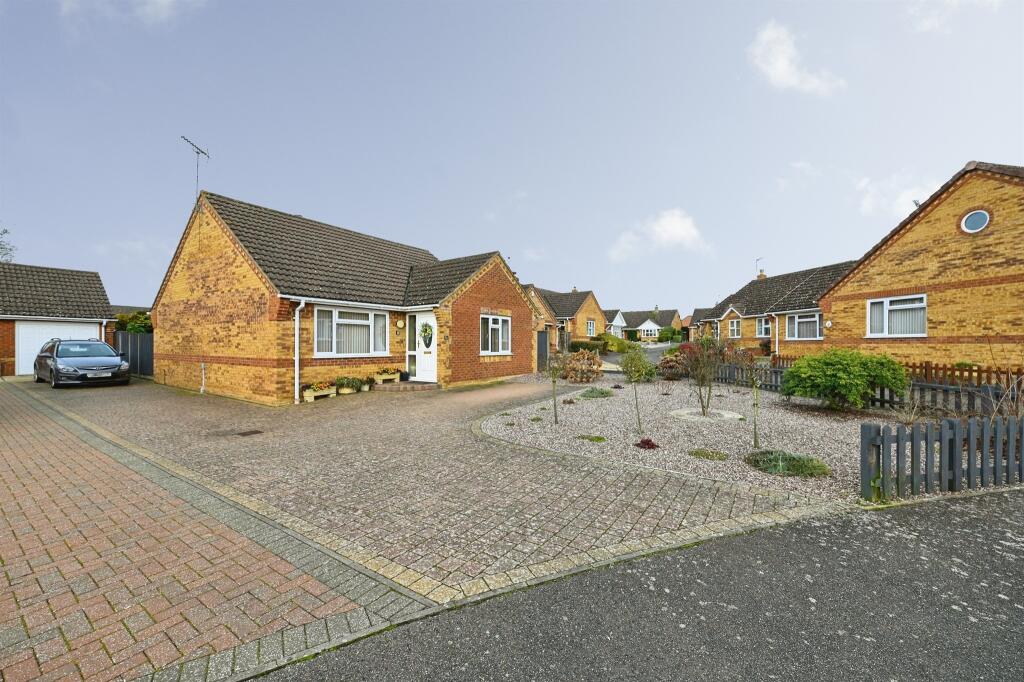 2-bed detached on Greenwich Close, Downham Market, £325,000
