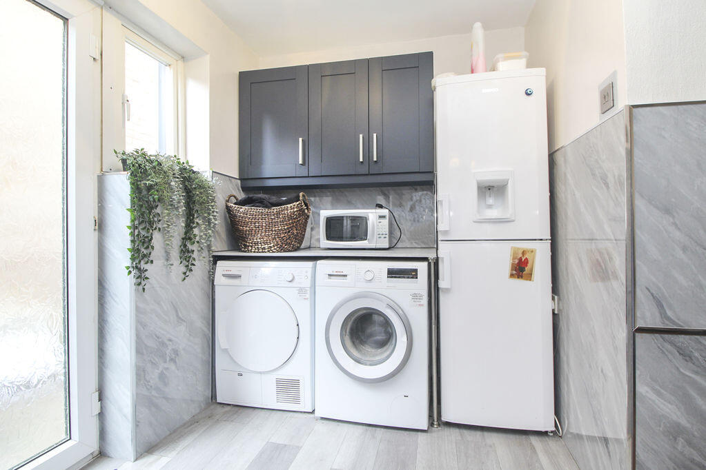 House in Kempston, Bedford - More