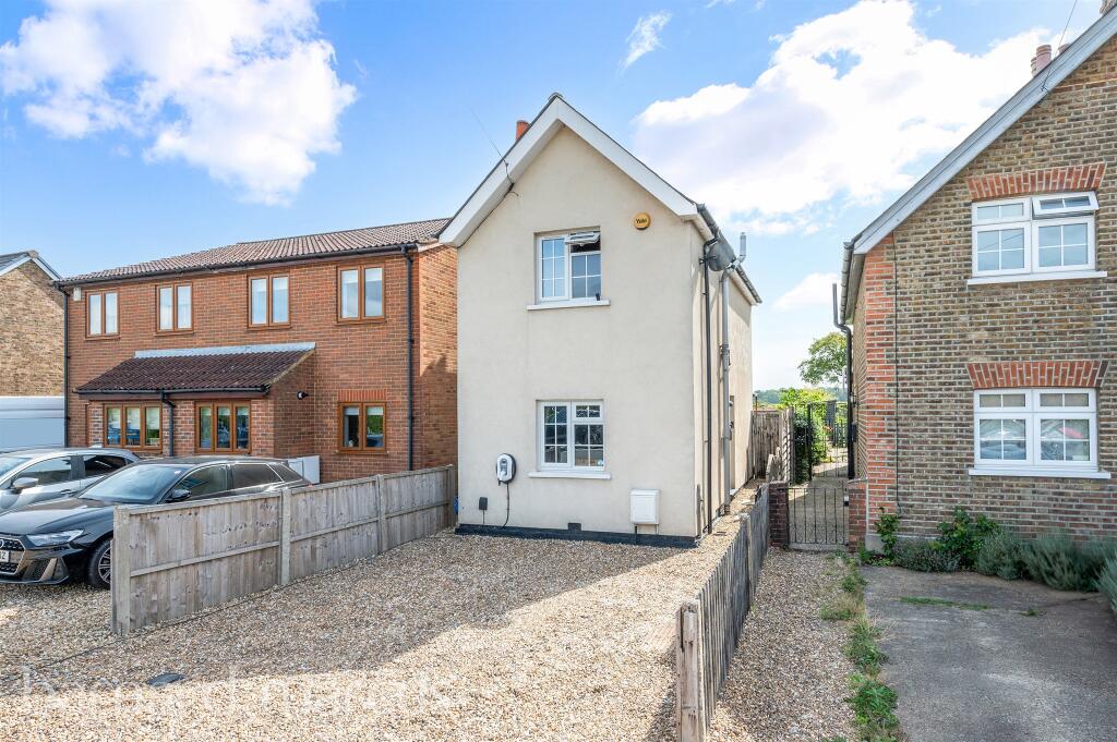 Main image of property: Leatherhead Road, Chessington