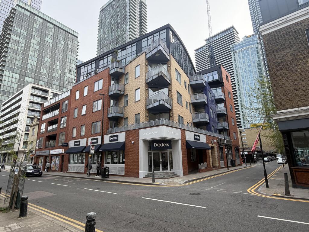 Main image of property: Flat 3, Regatta Point, 1 Manilla Street, Canary Wharf, London, E14