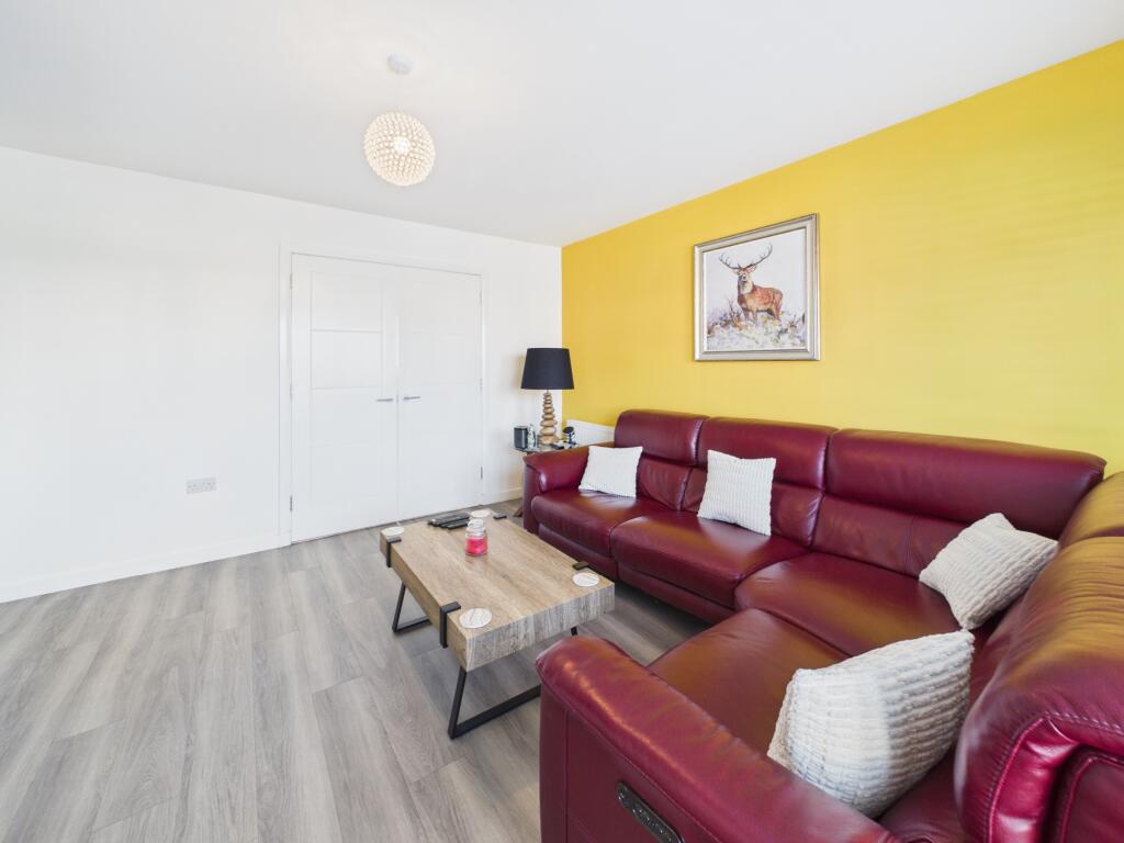 Rosewood Gardens, Uddingston - View 6