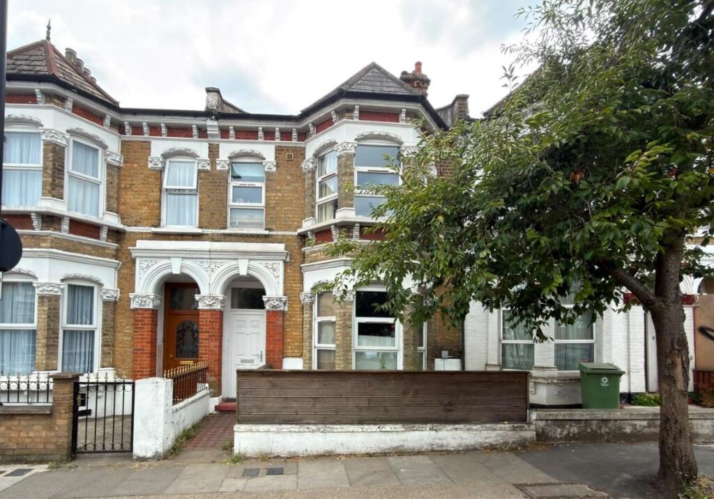 Main image of property: 19A East Dulwich Grove, Southwark, London, SE22 8PW