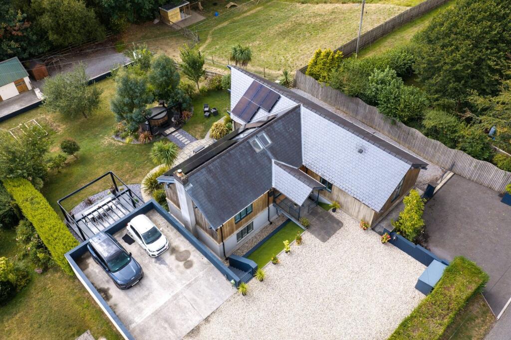 House in Swansea - View 2