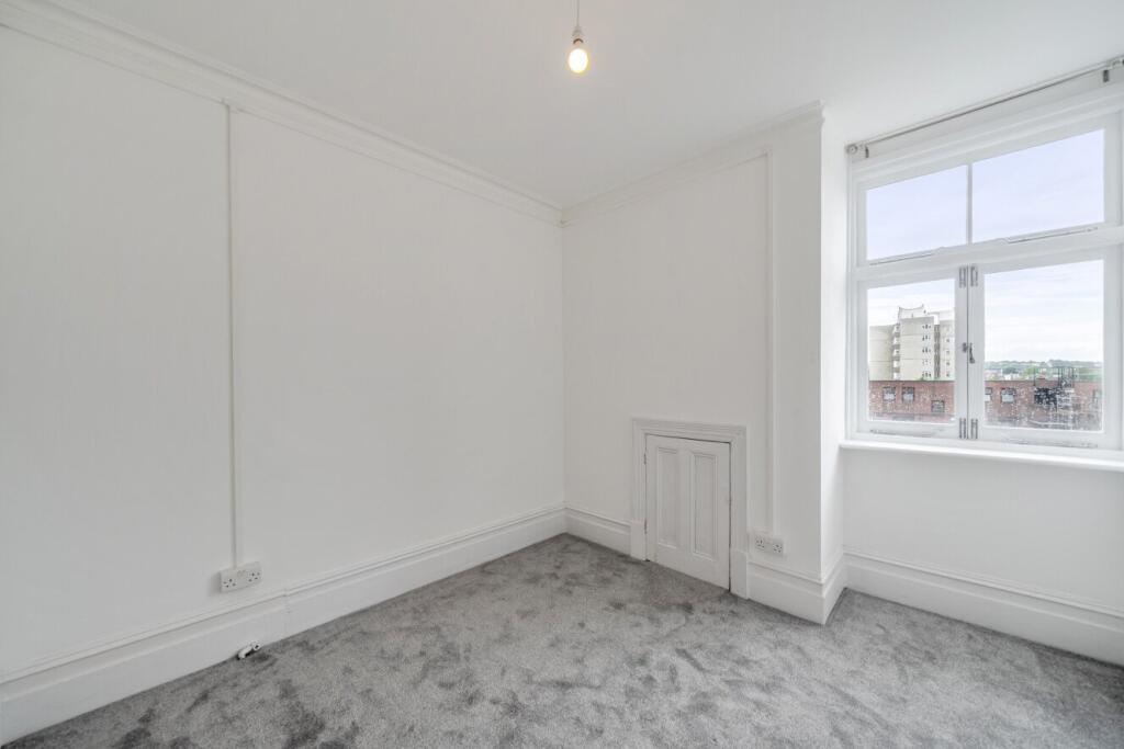 Apartment in London - View 3