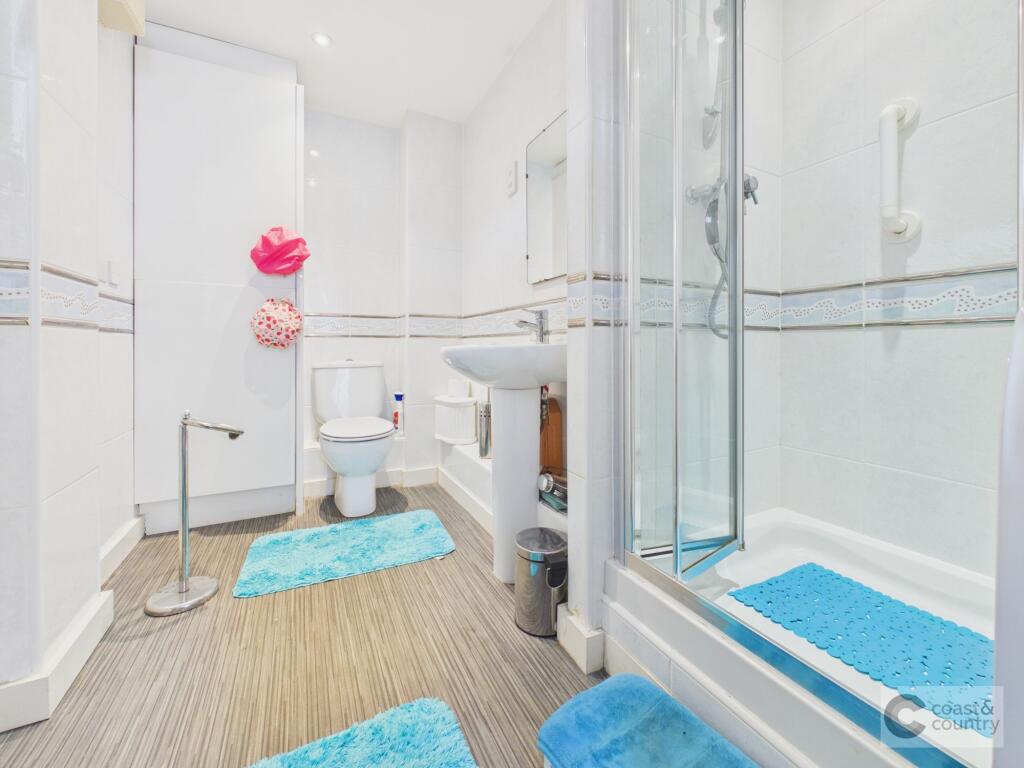 Apartment in Torquay - View 4