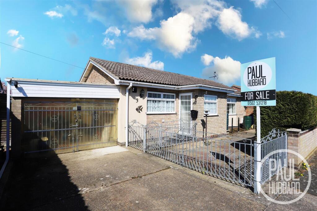 3-bed detached on Northacre, Kessingland, NR33, £230,000