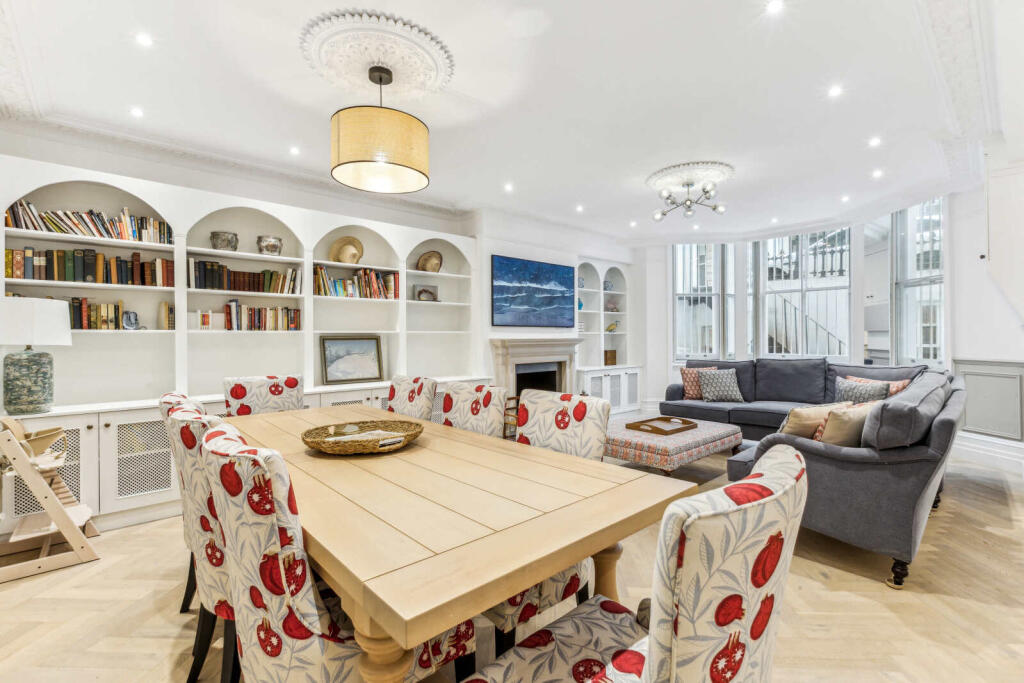 Main image of property: Cornwall Gardens, 
South Kensington, SW7