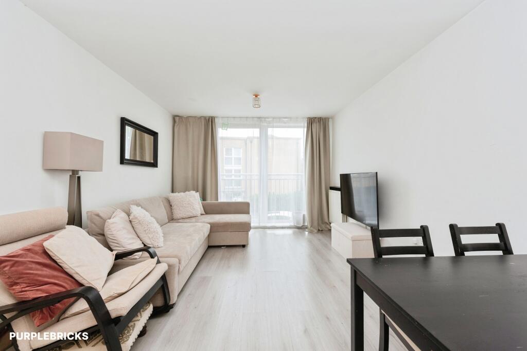 Apartment in London - View 3
