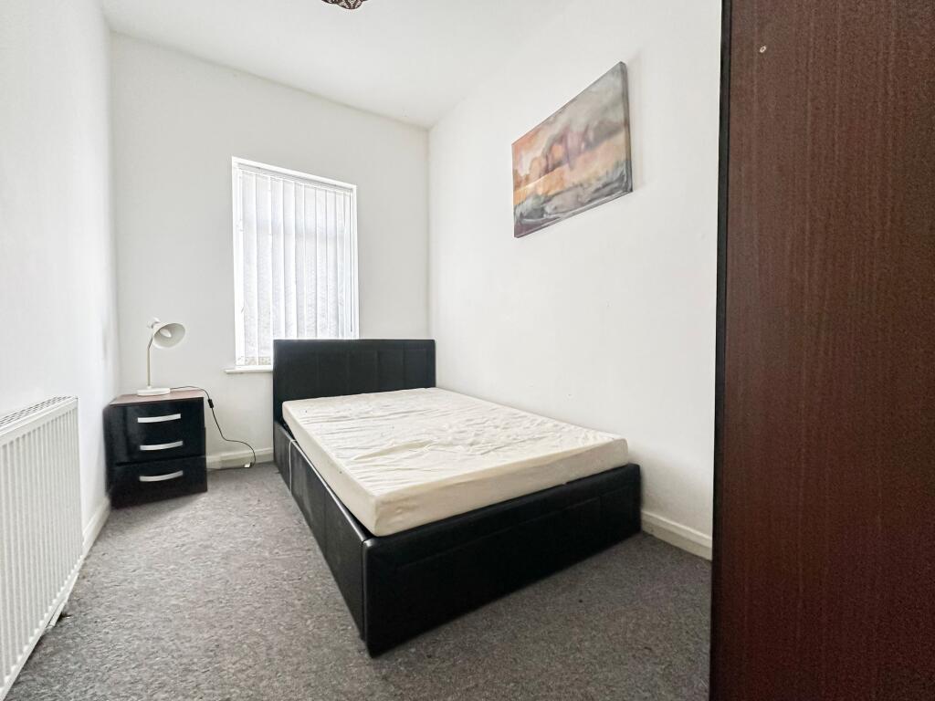 House in Liverpool, Knowledge Quarter, Kensington - More