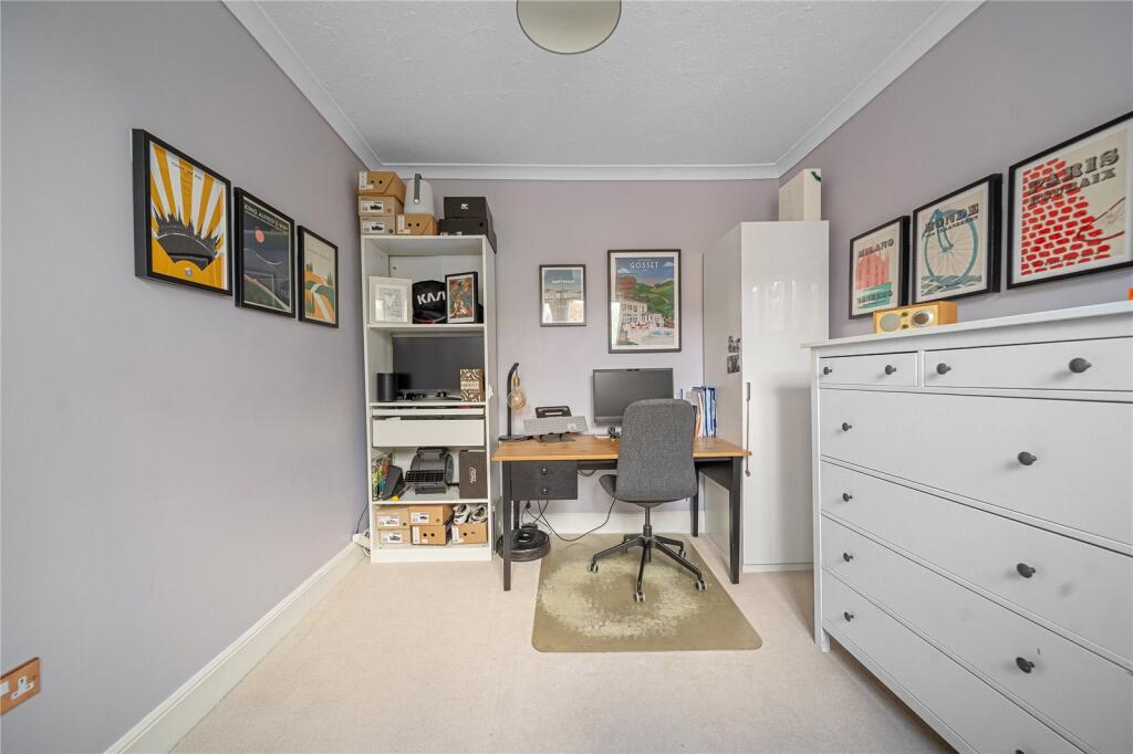 House in London - View 5