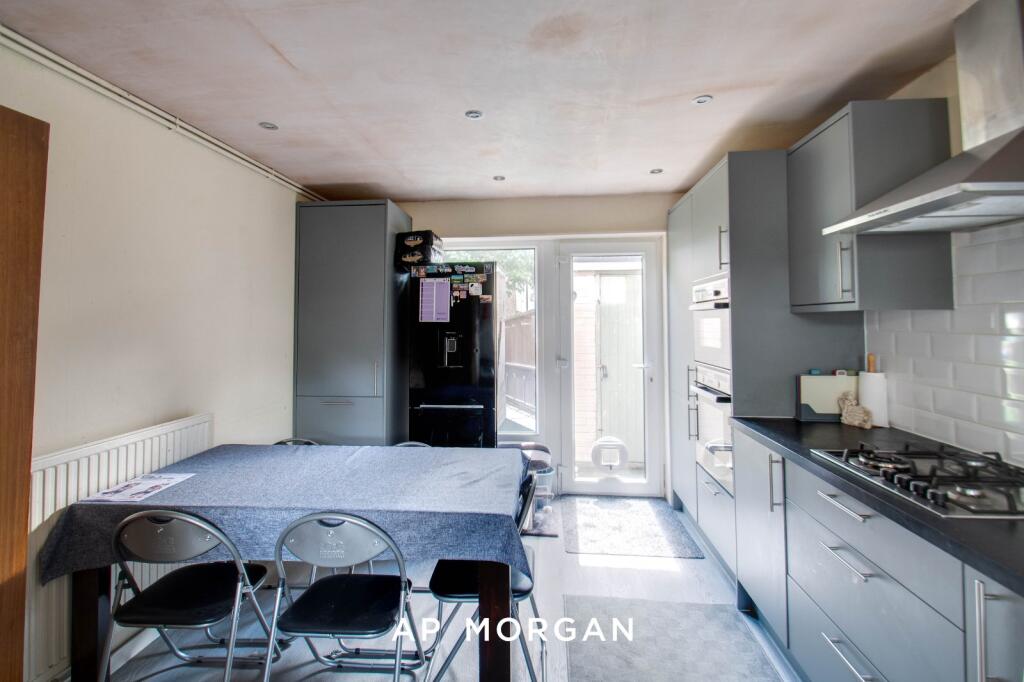 House in Redditch, Worcestershire - View 4