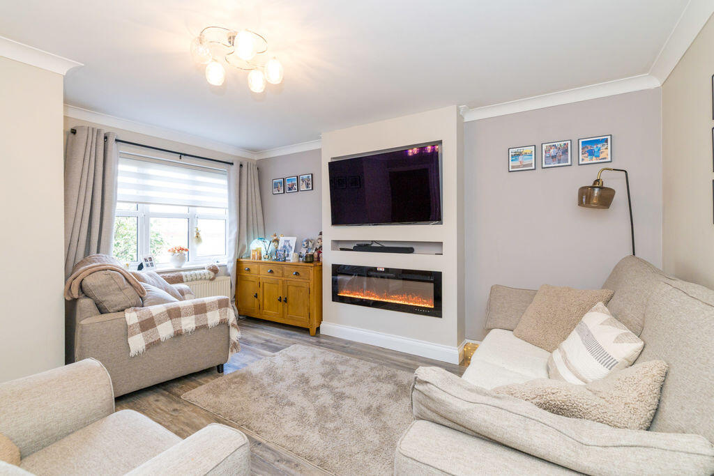 27, Naburn Drive, Orrell, WN5 8SB photo 3