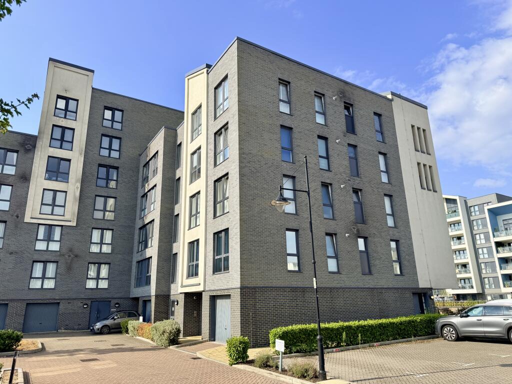Apartment in Rochester - View 4