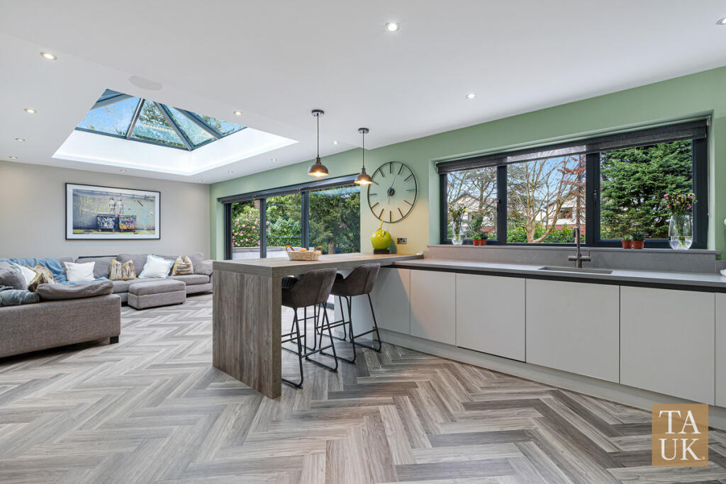House in Sefton, Great Crosby - View 2