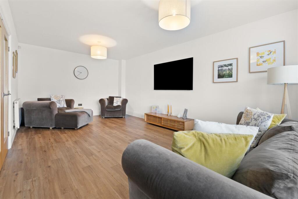House in Stockton-on-Tees - View 4
