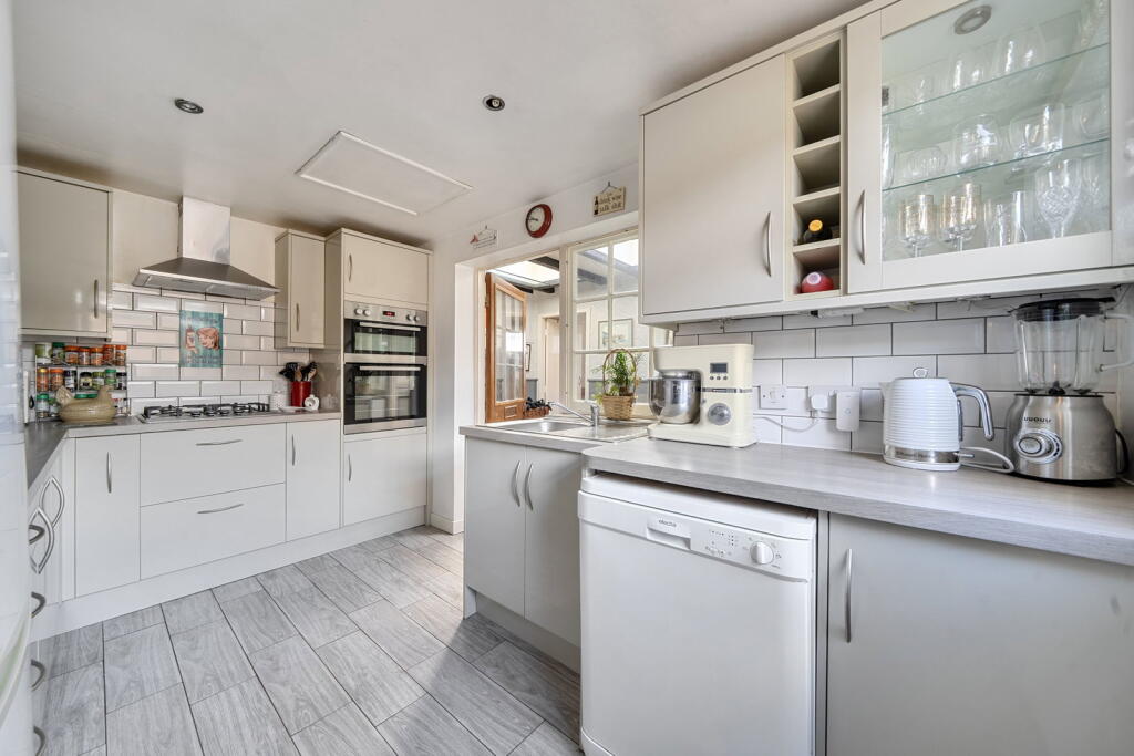 House in Sandwell, West Midlands - View 2