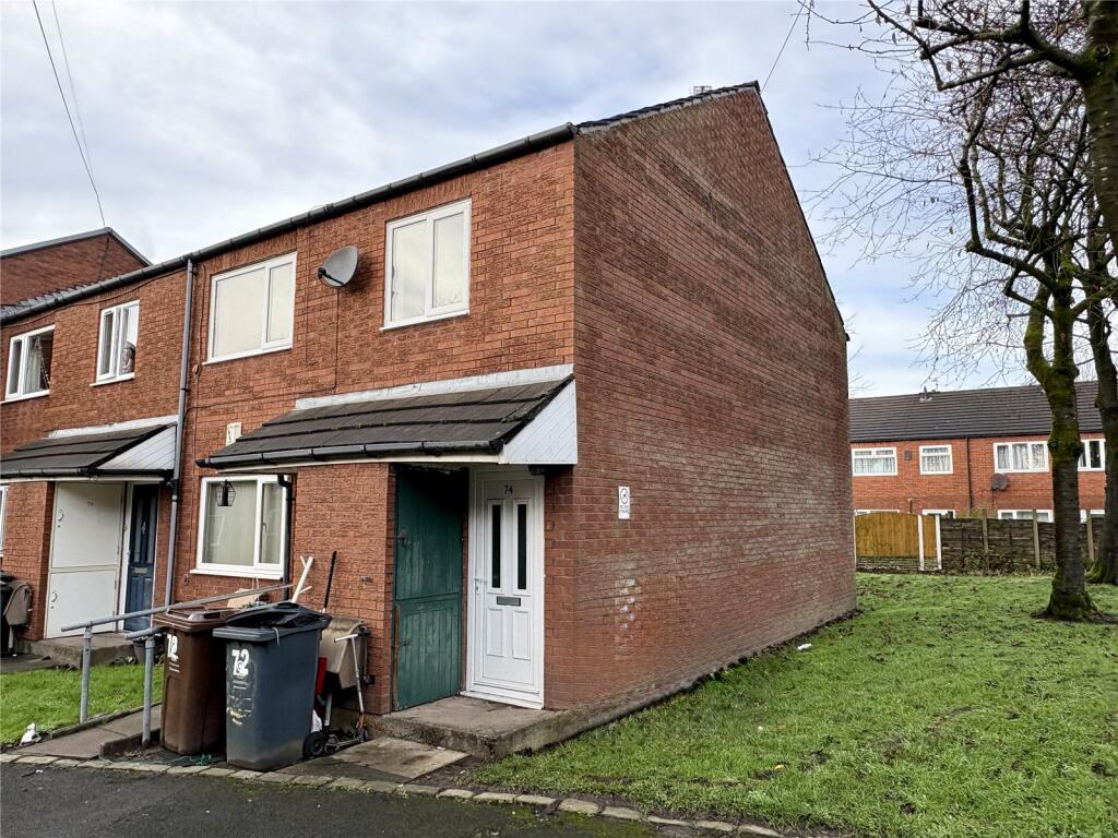 2-bed flat on Mellor Way, Chadderton, Oldham, Greater Manchester, OL9, £100,000