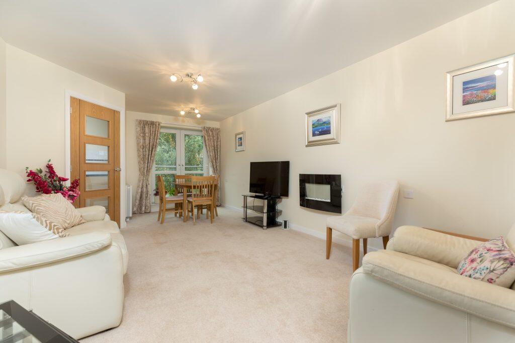 The Fairways, Clarkston Road, Netherlee photo 3