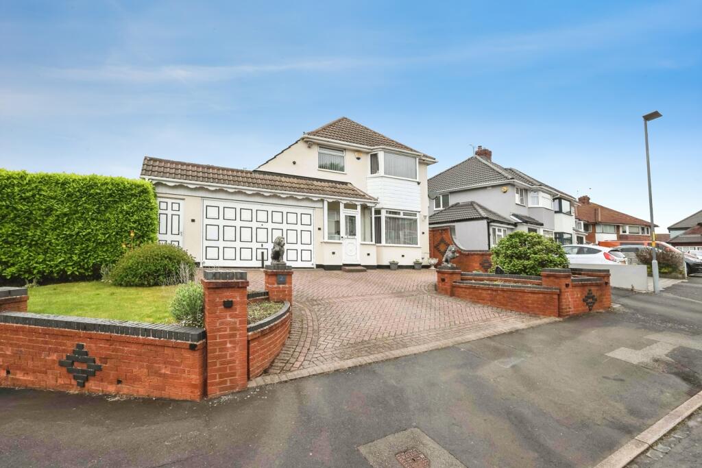 Main image of property: Fir Tree Close, Birmingham, West Midlands, B44