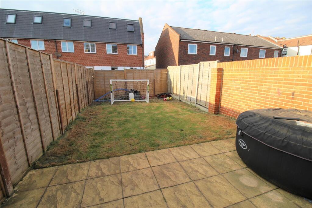 Abbie Rose Court, Gruneisen Road, Stamshaw, Portsmouth, Hants, PO2 8RR - View 3