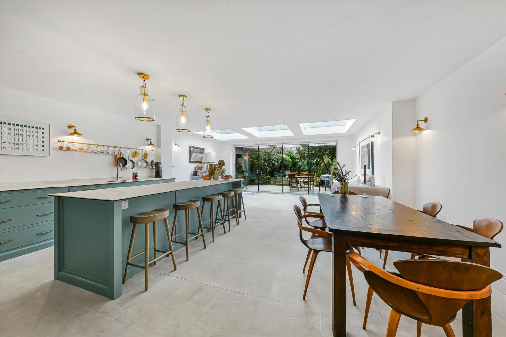 Main image of property: Greville Place, London, NW6