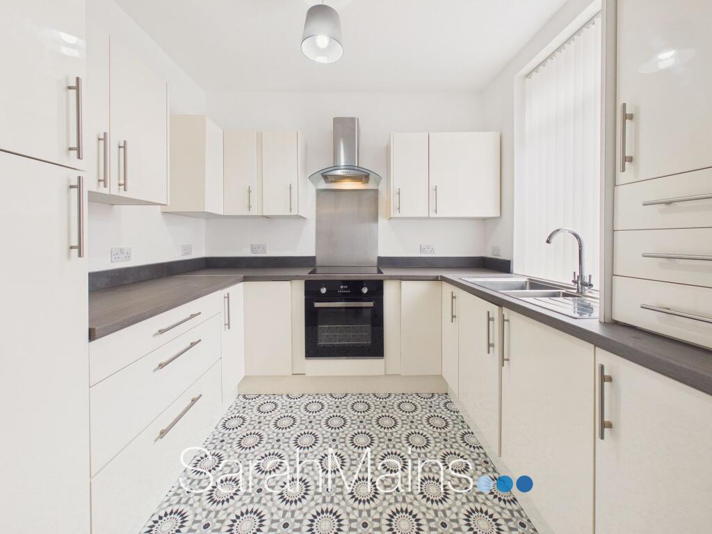 Apartment in Newcastle upon Tyne - View 2