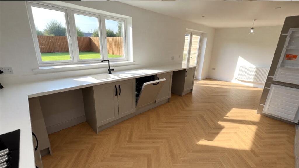 House in Nottingham - View 5