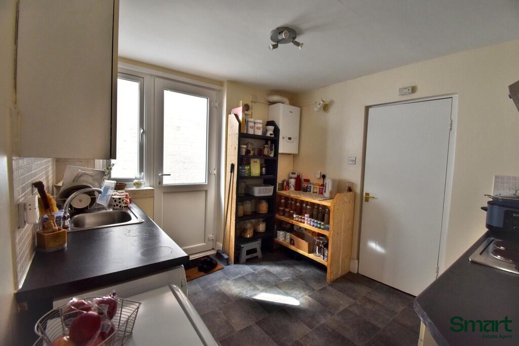 Apartment in Exeter - More