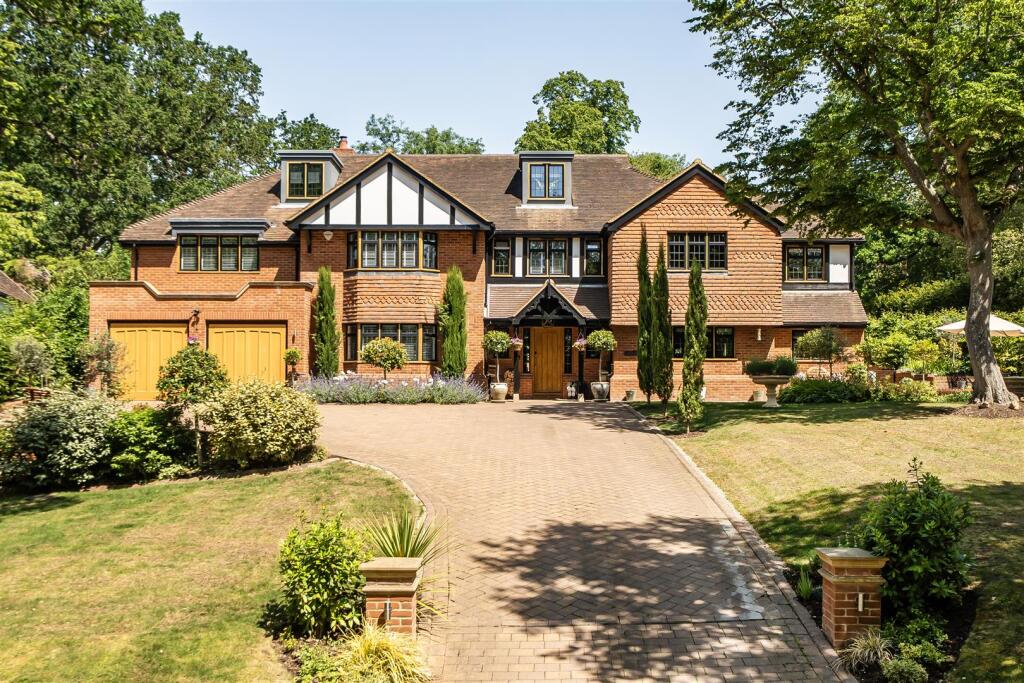 Main image of property: Woodland Drive, East Horsley