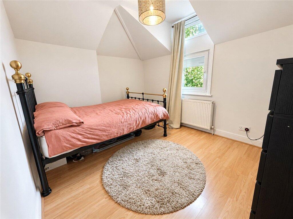 Apartment in London, Thornton Heath - More
