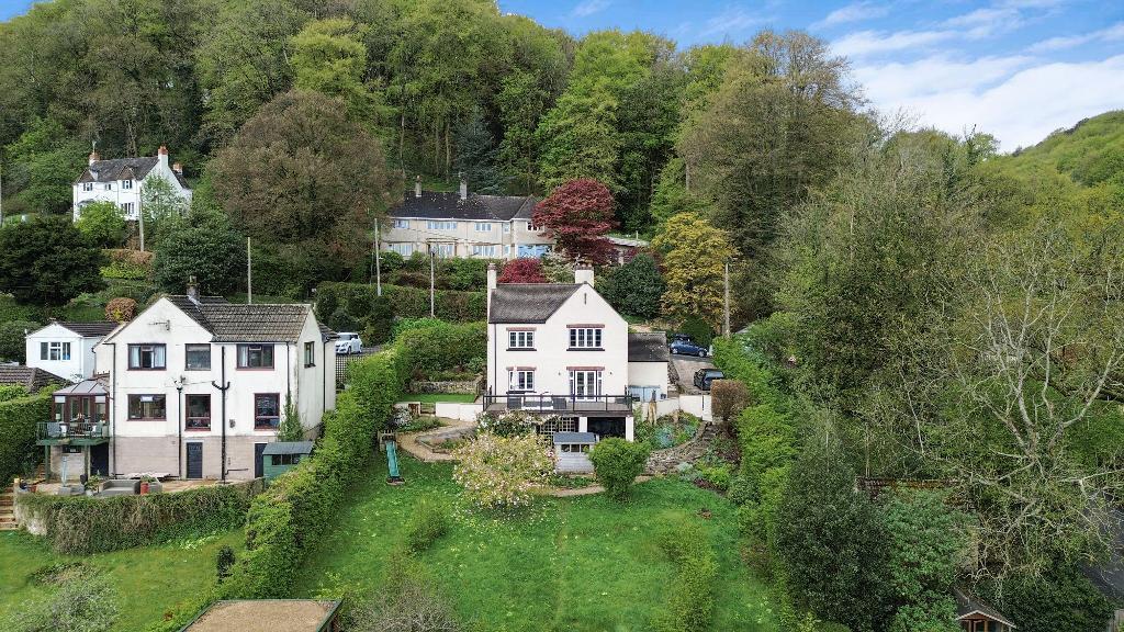 Main image of property: The Broadway, Dursley, GL11 6AG