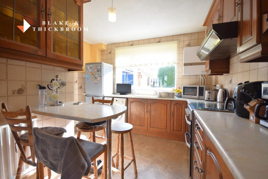 Primrose Road, Holland-On-Sea, CO15 5PP photo 4