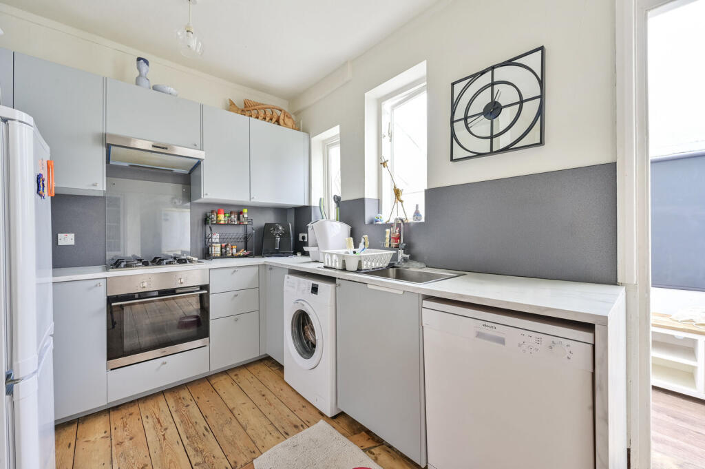 House in London - View 4